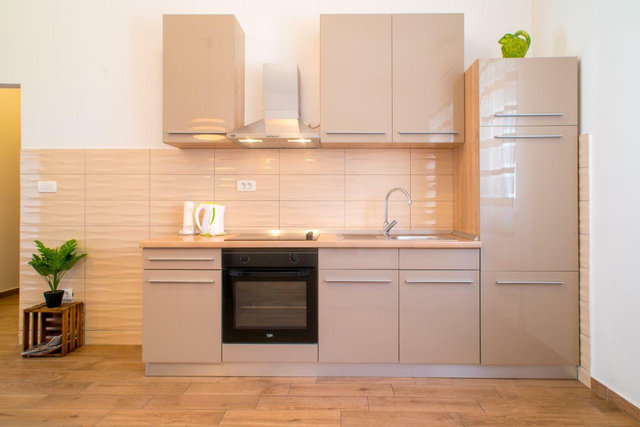 Red Rose Apartament Split